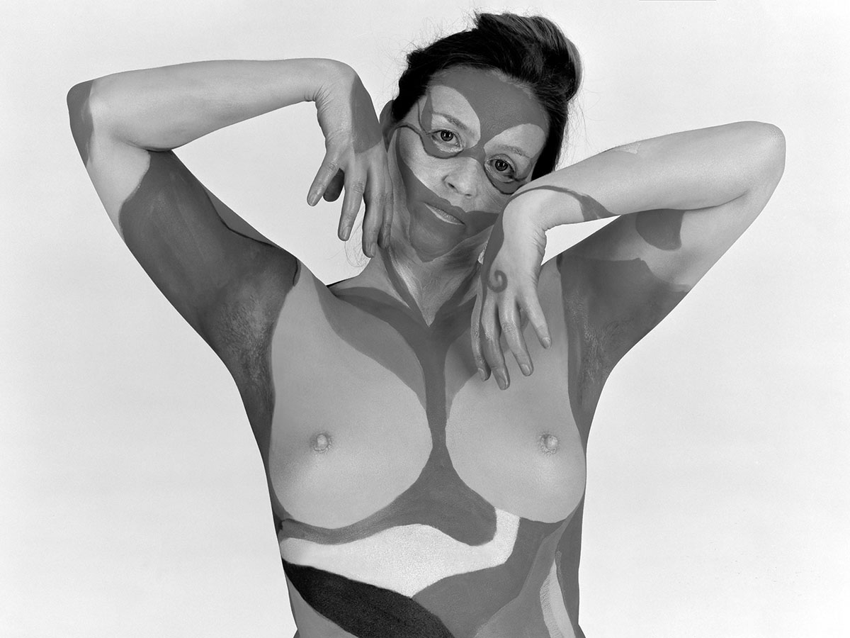 FKK, nackt und frei - klassische Aktfotografie - Körperbemalung - Hannelore Dörrich